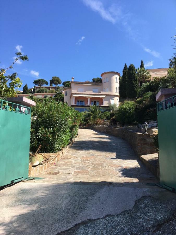 Apt Thalassa,Vue Mer, Proche Ville,Au Calme Le Lavandou Exterior foto